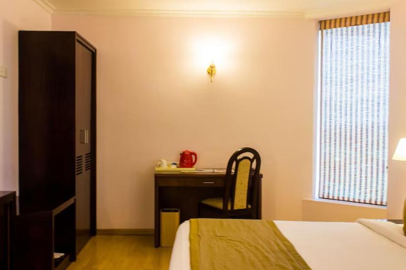 The Quilon Beach Hotel And Convention Center Kollam Exterior photo