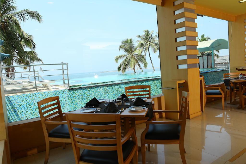 The Quilon Beach Hotel And Convention Center Kollam Exterior photo